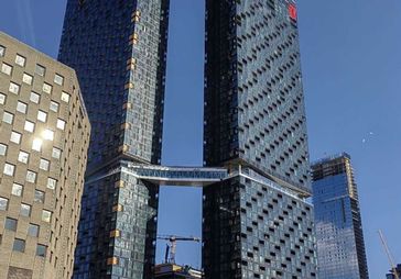 市中心双子塔Maestria Condo 出租