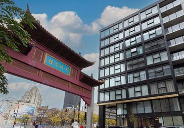 唐人街市中心，步行2分钟到达地铁站Place-d'Armes