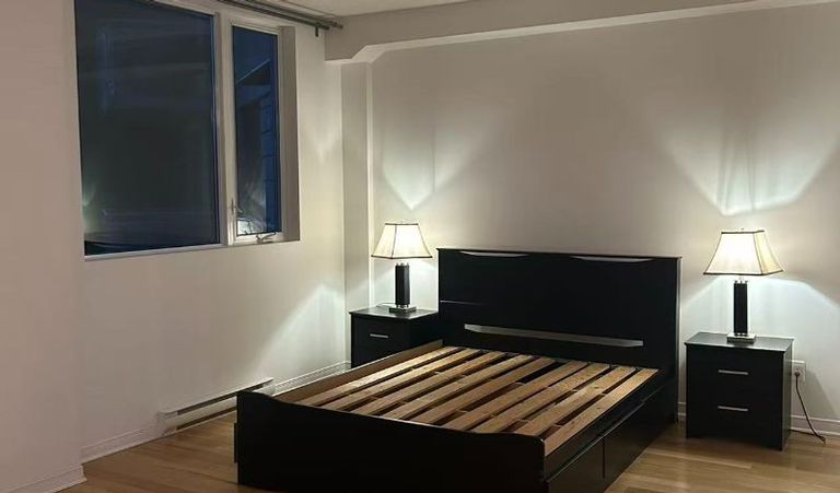 Namur 地铁站步行4分钟内，高级Studio整租